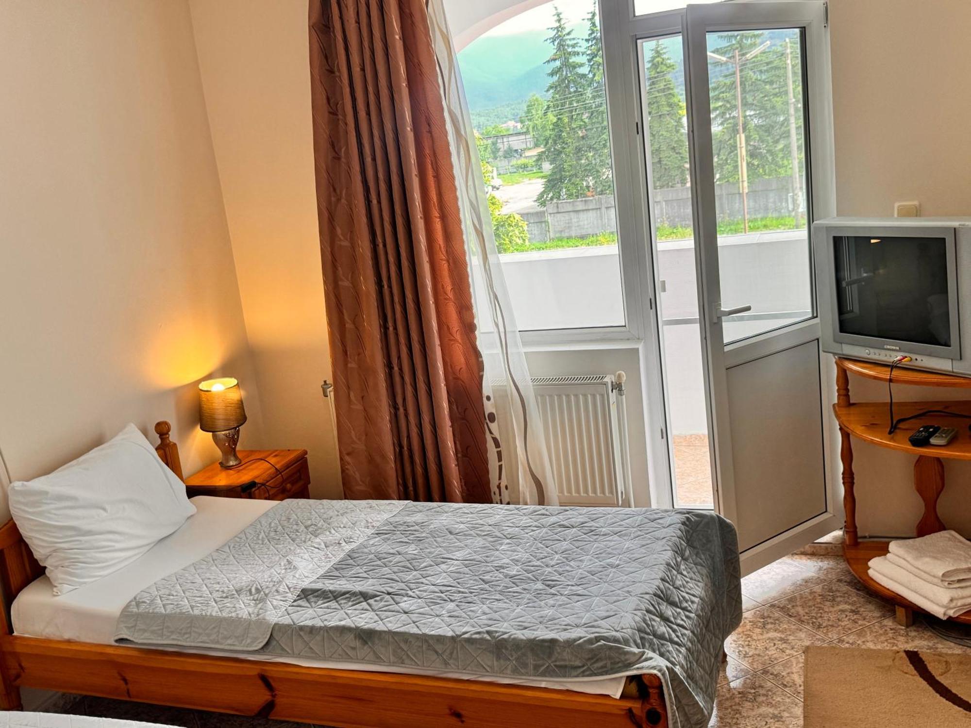 Motel International Berkovitsa Extérieur photo